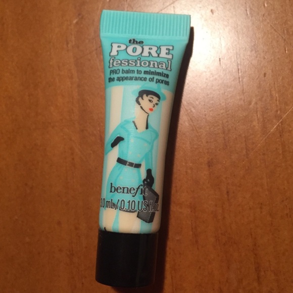 Benefit the POREfessional Primer - Picture 3 of 7